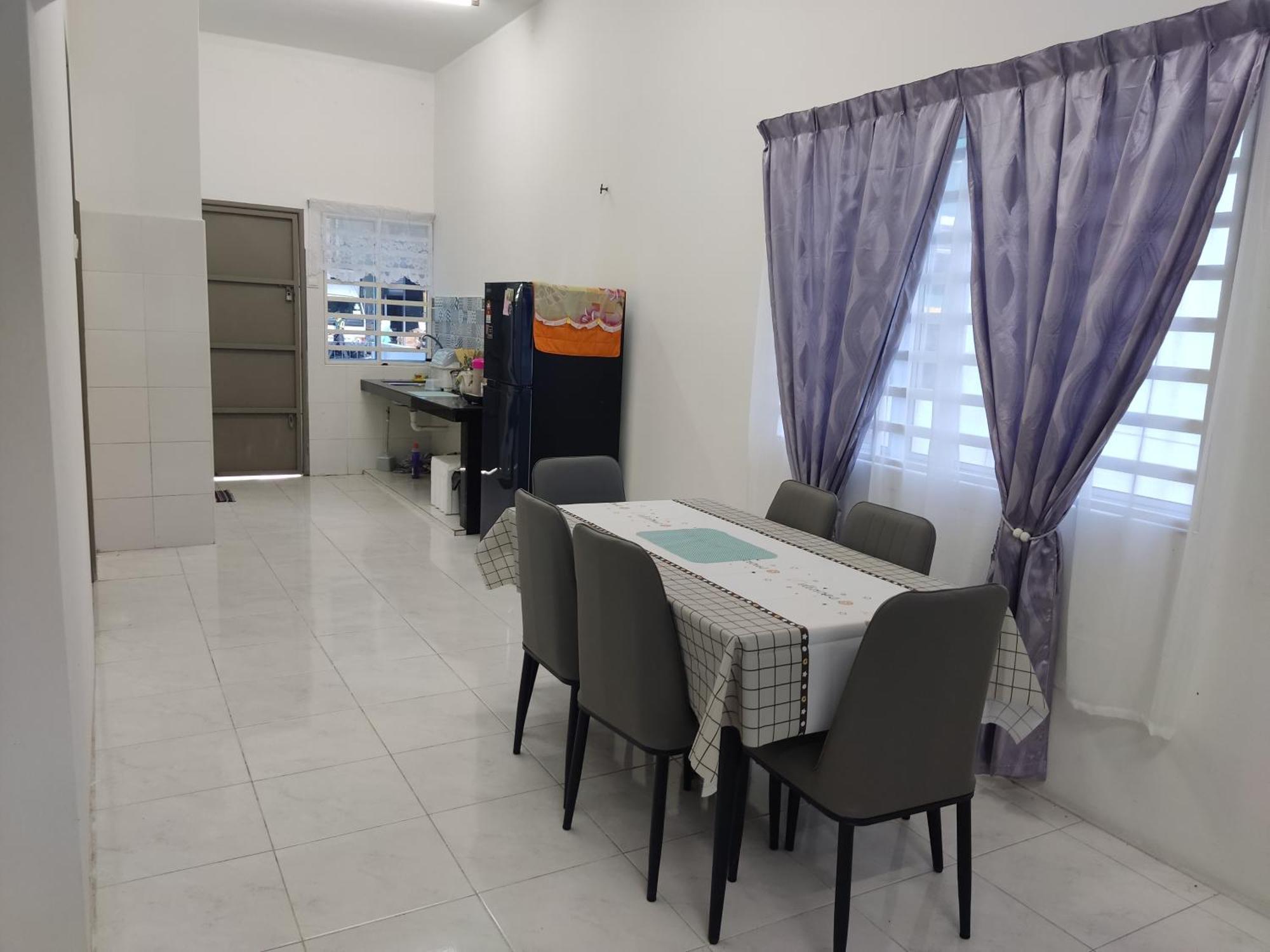 2Storey Asraf'S Homestay Seri Iskandar Luaran gambar